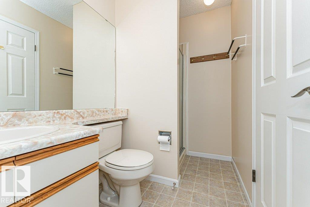 10439 14 AV NW - 28