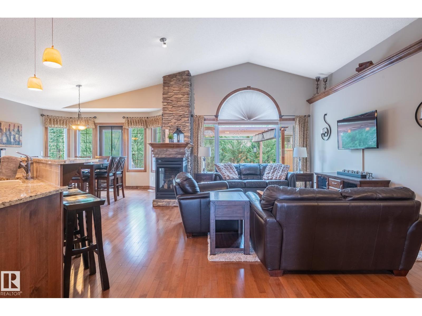 19 NEWTON PL - Image 11