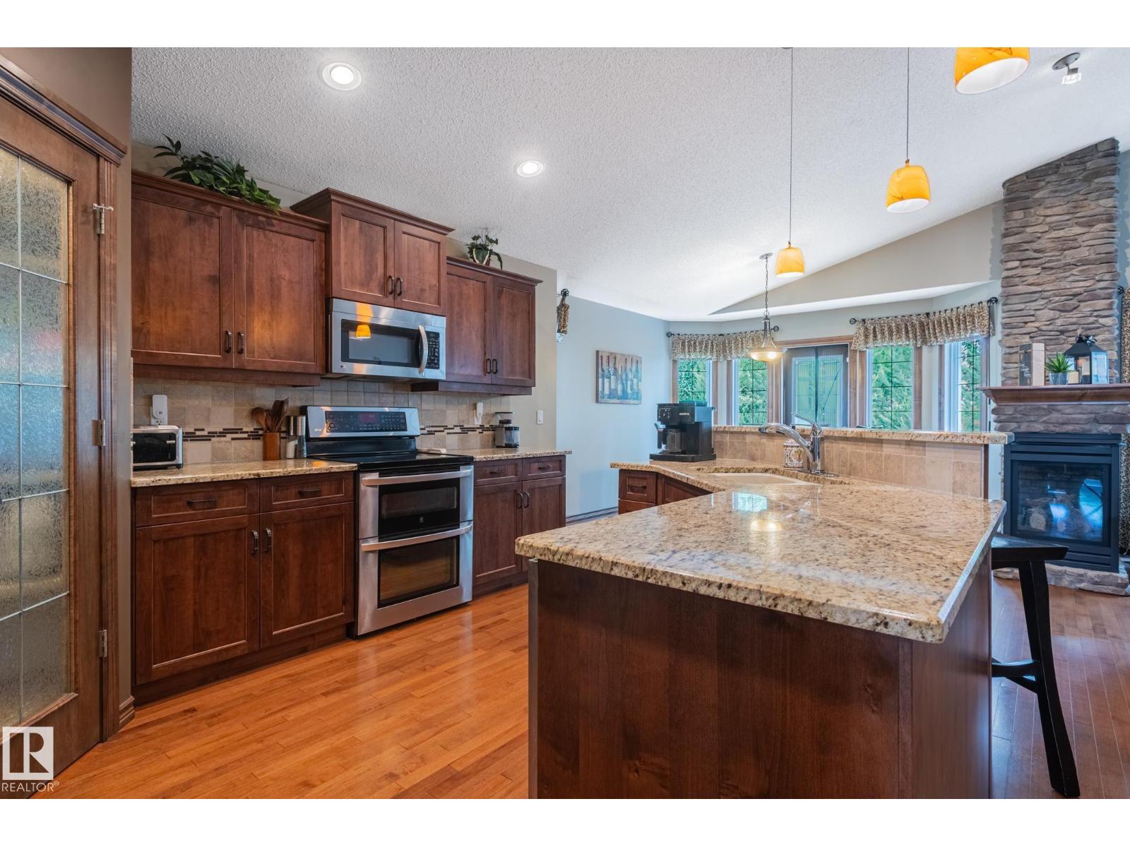 19 NEWTON PL - Image 13