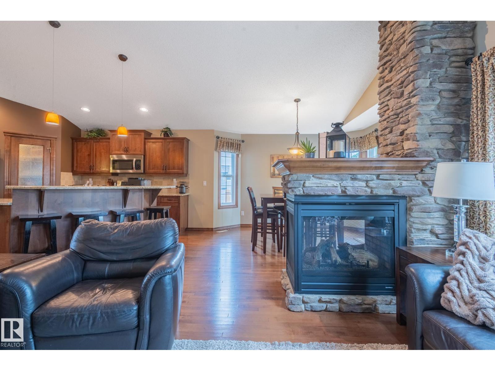 19 NEWTON PL - Image 22
