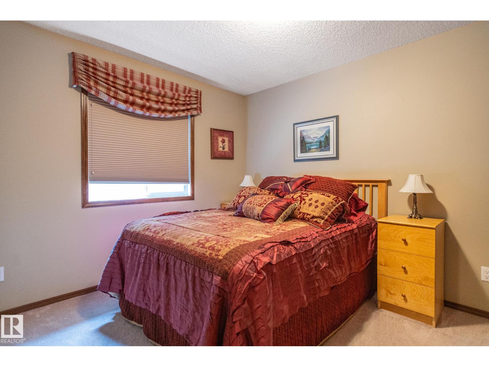 19 NEWTON PL - 31
