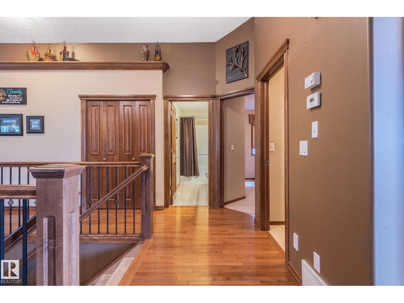 19 NEWTON PL - Image 33