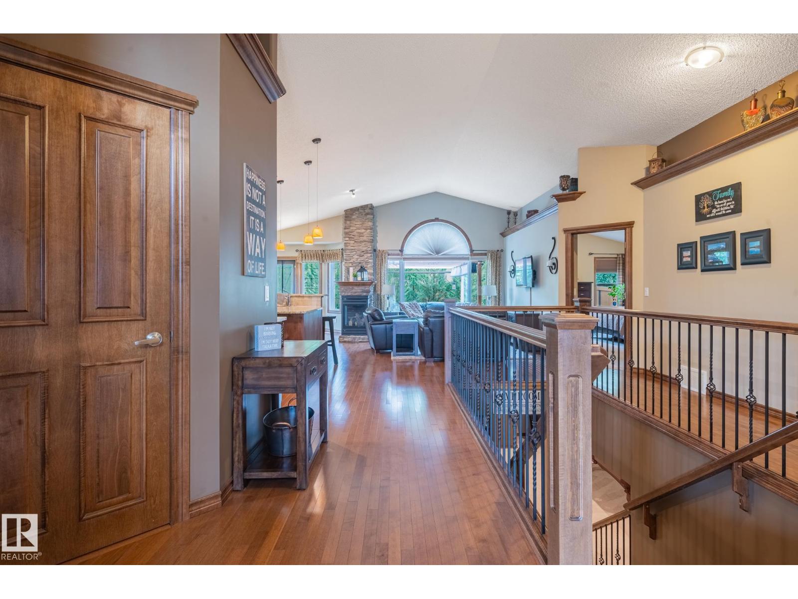 19 NEWTON PL - Image 8