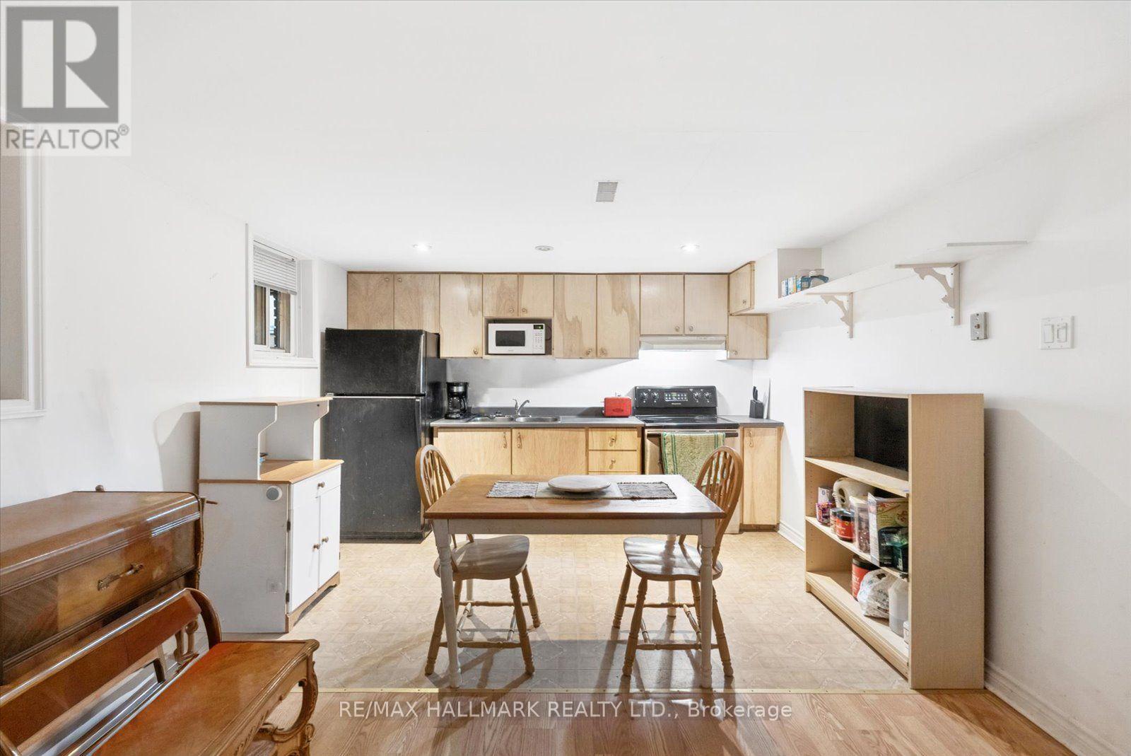 166 JAMES STREET - 31