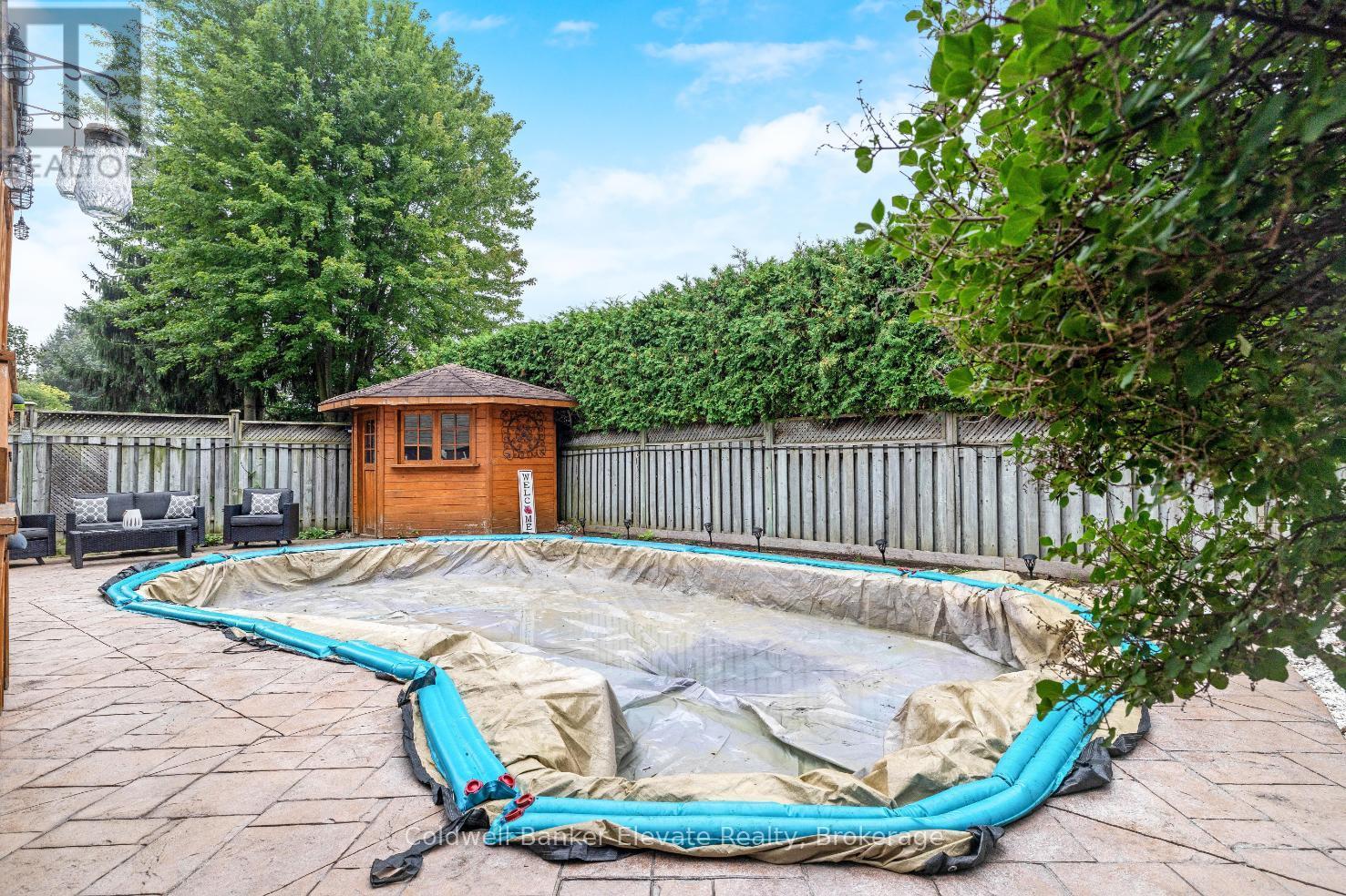 20 RUDDELL CRESCENT - 50