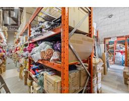 15 & 16 - 975 Pacific Gate, Mississauga, ON L5T1Y1 Photo 17