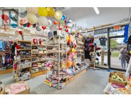 15 & 16 - 975 Pacific Gate, Mississauga, ON L5T1Y1 Photo 8