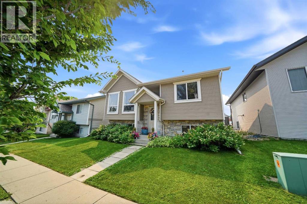 Listing photo – 59 Wildrose Drive, Sylvan Lake
