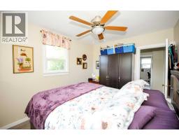 5223 46 Street, Camrose, AB T4V1H4 Photo 11