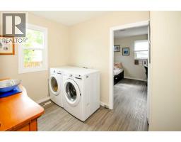 5223 46 Street, Camrose, AB T4V1H4 Photo 13