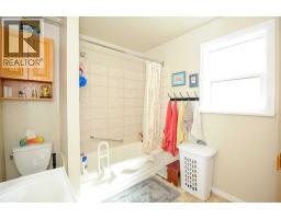 5223 46 Street, Camrose, AB T4V1H4 Photo 19