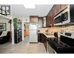 5223 46 Street, Camrose, AB T4V1H4 Photo 8