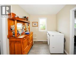 5223 46 Street, Camrose, AB T4V1H4 Photo 9