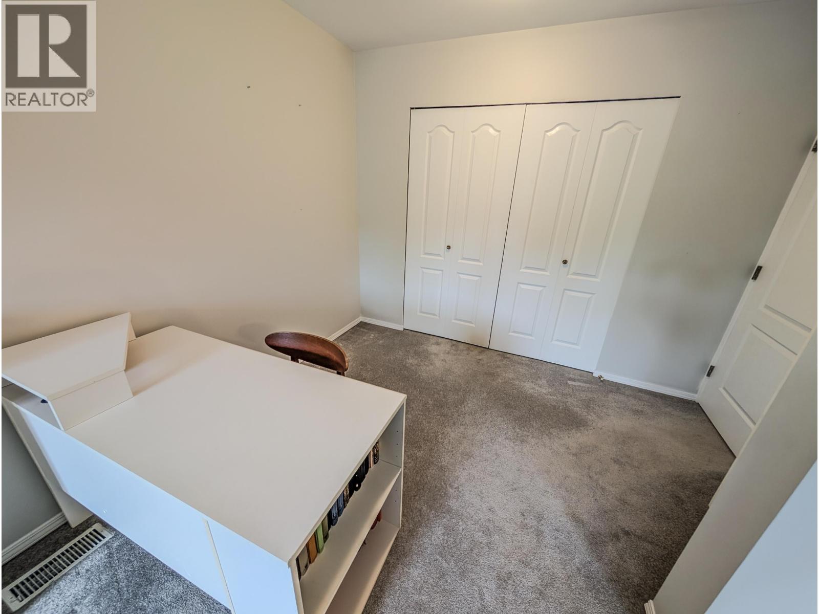 Photo 18 of 37 — 105 7255 SOUTHRIDGE AVENUE · Prince George, BC