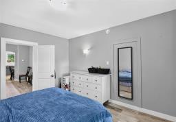 Bedroom - 430 Rosedale Avenue, Winnipeg, MB R3L1M2 Photo 12