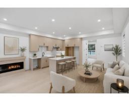 101 12873 Marine Drive, Surrey, BC V4A1C8 Photo 6