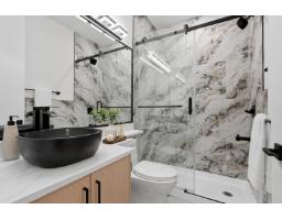 101 12873 Marine Drive, Surrey, BC V4A1C8 Photo 16