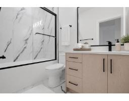 101 12873 Marine Drive, Surrey, BC V4A1C8 Photo 18