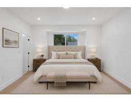 101 12873 Marine Drive, Surrey, BC V4A1C8 Photo 14