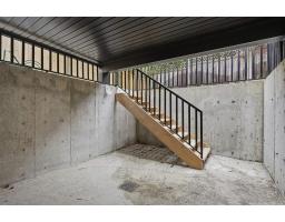 101 12873 Marine Drive, Surrey, BC V4A1C8 Photo 23