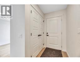 3pc Bathroom - 244 Marmot Grove Nw, Calgary, AB T3R2J5 Photo 7