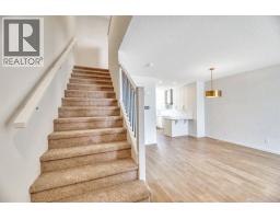 4pc Bathroom - 244 Marmot Grove Nw, Calgary, AB T3R2J5 Photo 8