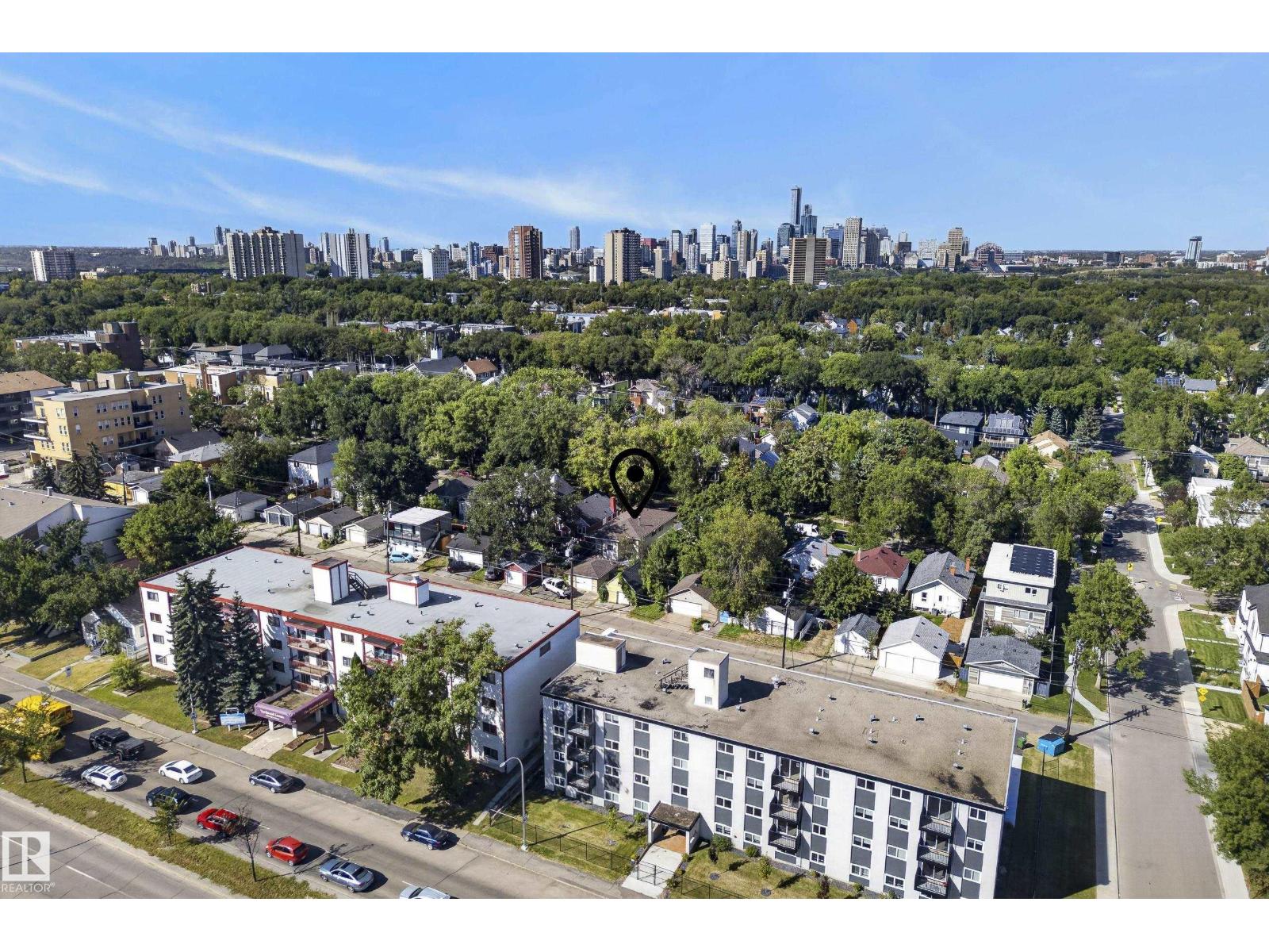9821 83 AV NW - Image 58