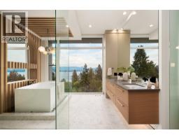 2843 Lakeridge Road, West Kelowna, BC V1Z1Y1 Photo 34