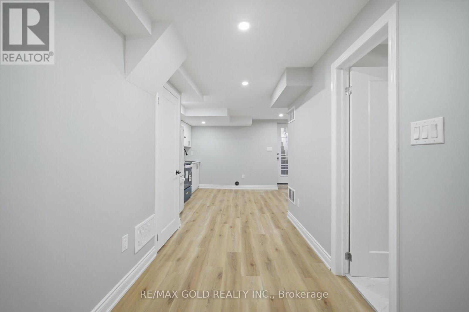29 FERN VALLEY CRESCENT - Image 34