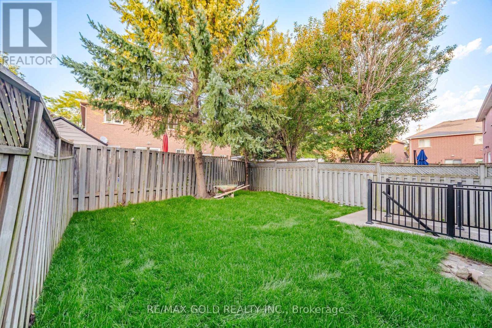 29 FERN VALLEY CRESCENT - 43