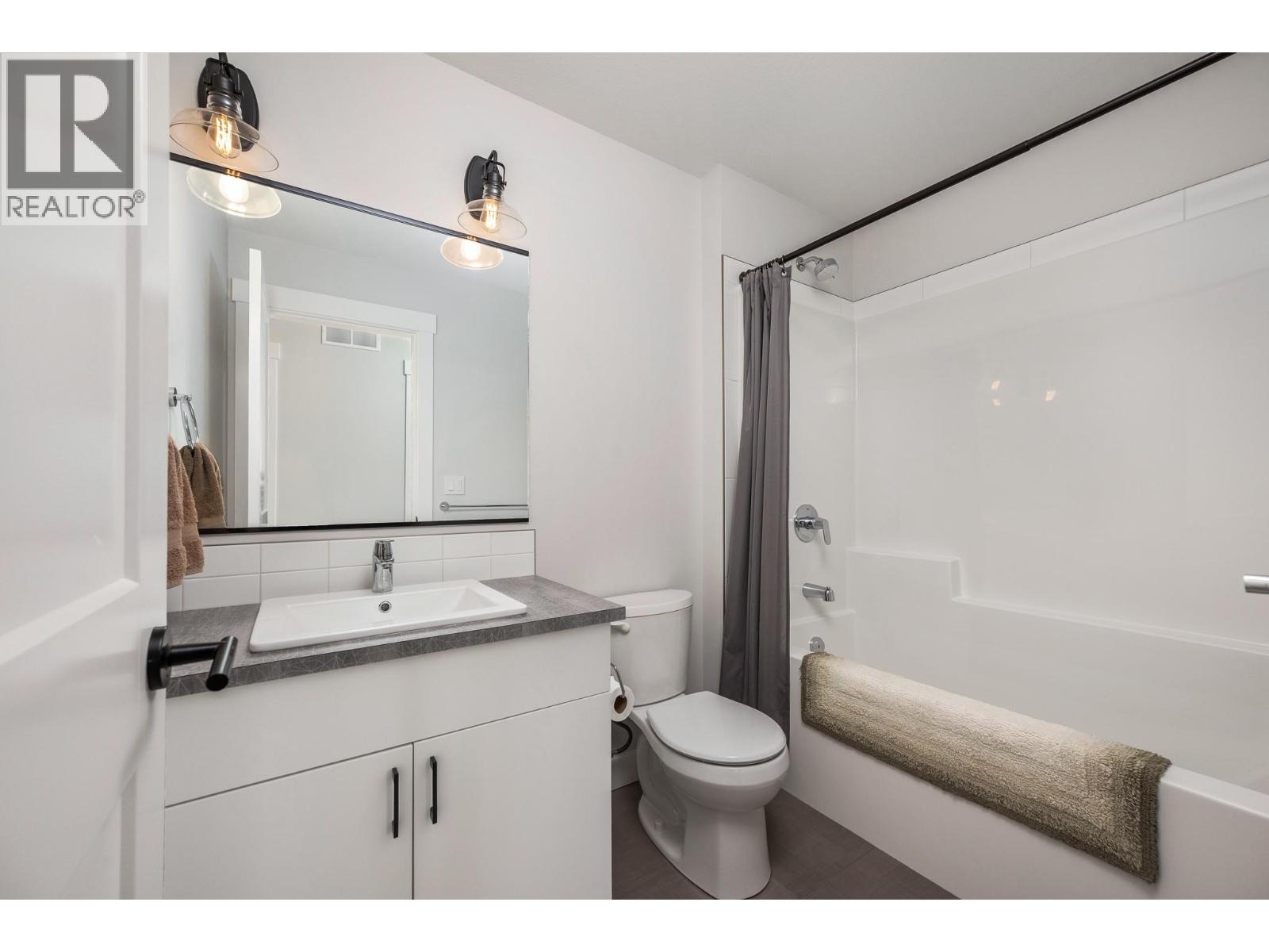 5112 Turtle Pond Court, Vernon