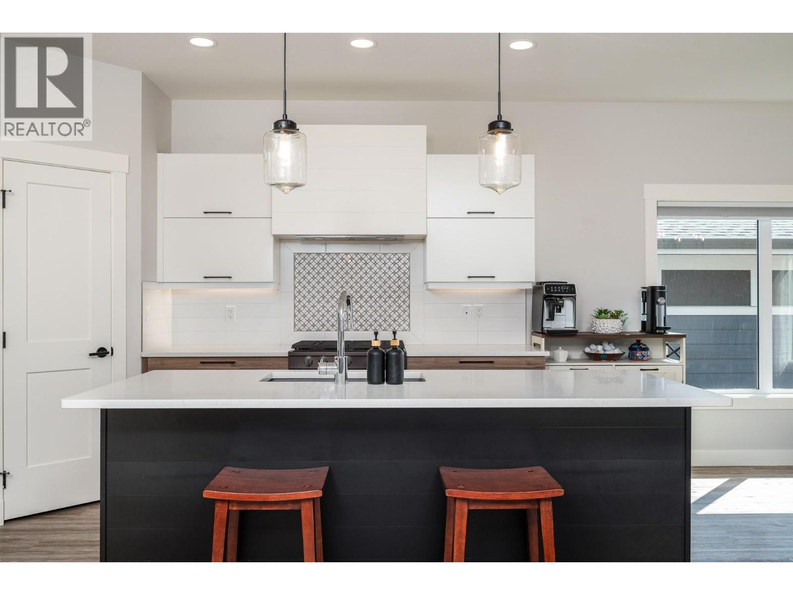5112 Turtle Pond Court, Vernon