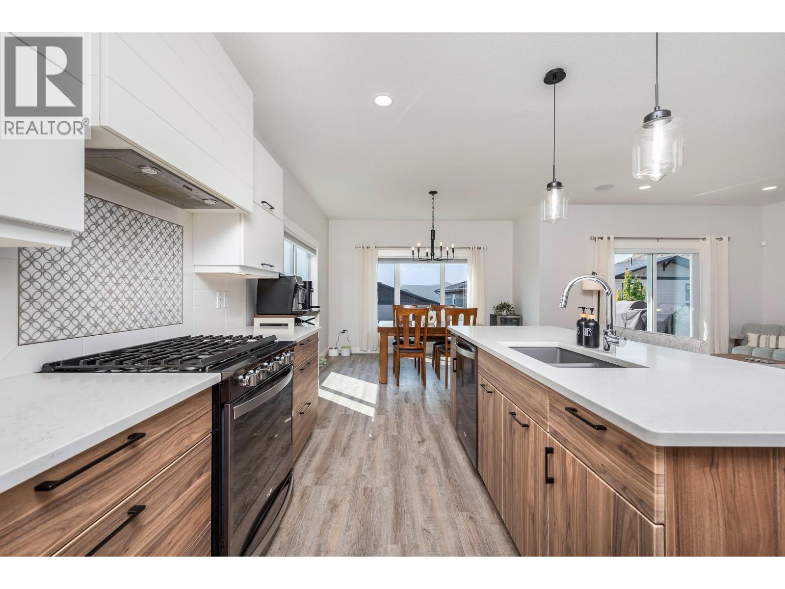 5112 Turtle Pond Court, Vernon