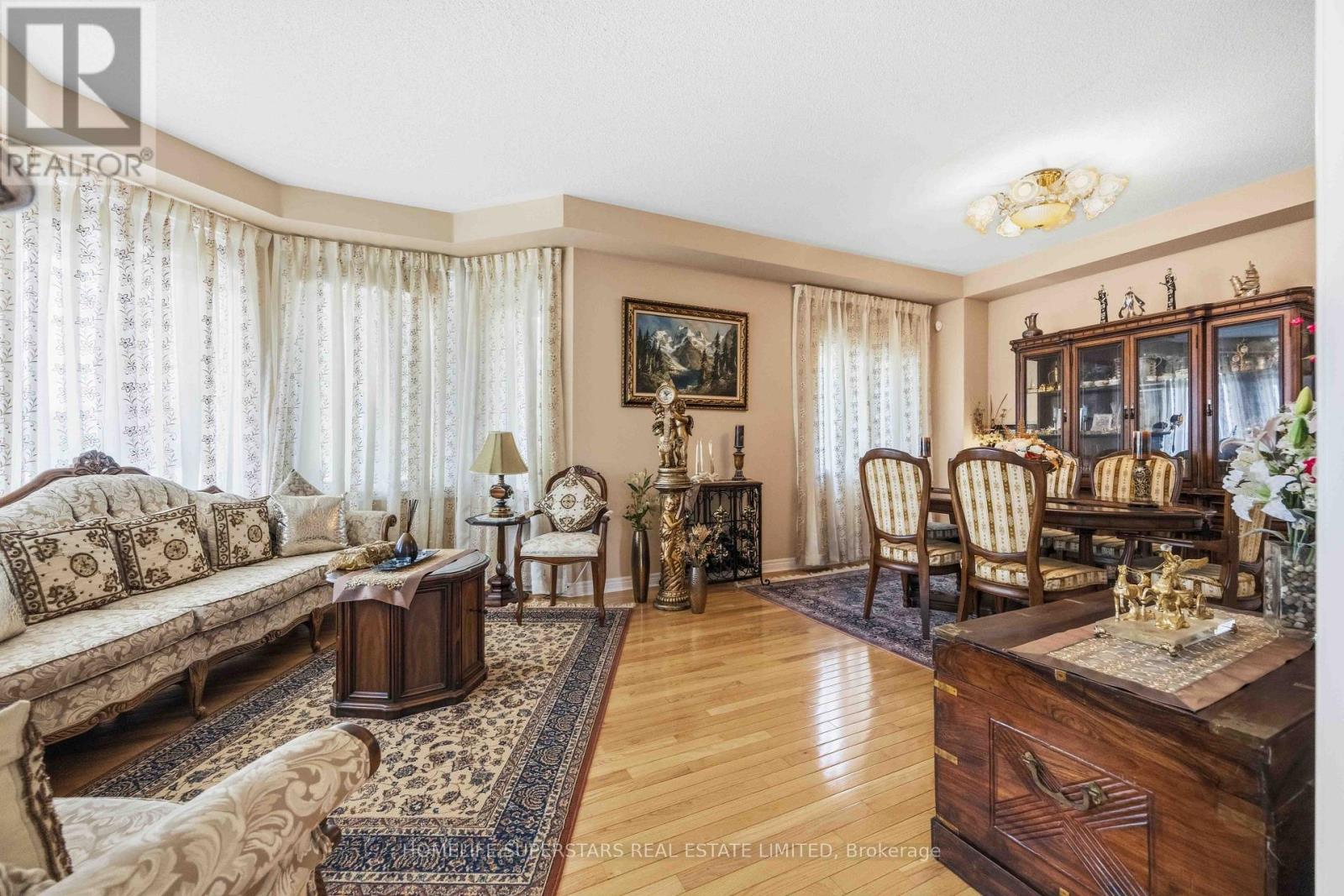 76 RIVERLANDS AVENUE, Markham (Cornell) — photo 5