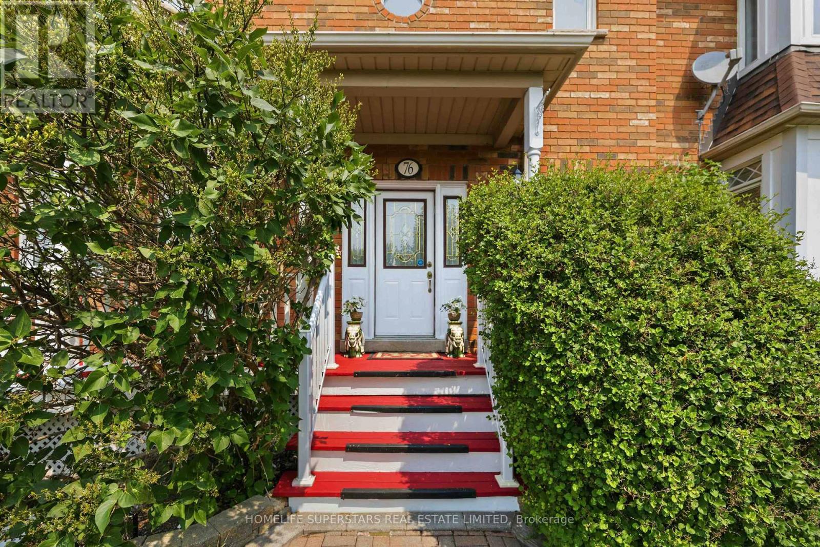 76 RIVERLANDS AVENUE, Markham (Cornell) — photo 3