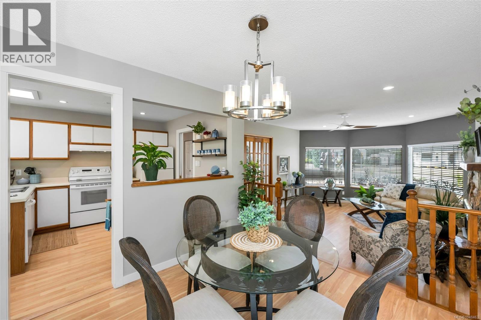 871 Colonia Dr - 28