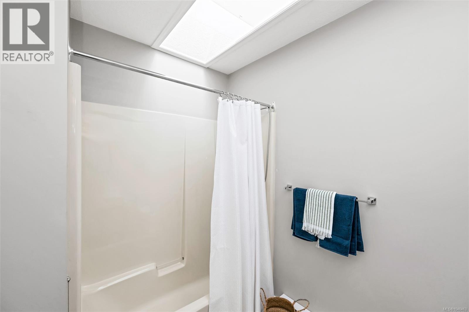 871 Colonia Dr - 40