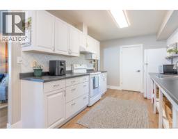 2519 Lasqueti Rd, Qualicum Beach, BC V9K1Z1 Photo 15