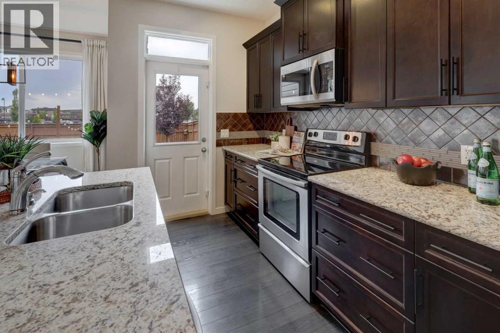 16 Fireside Place, Cochrane