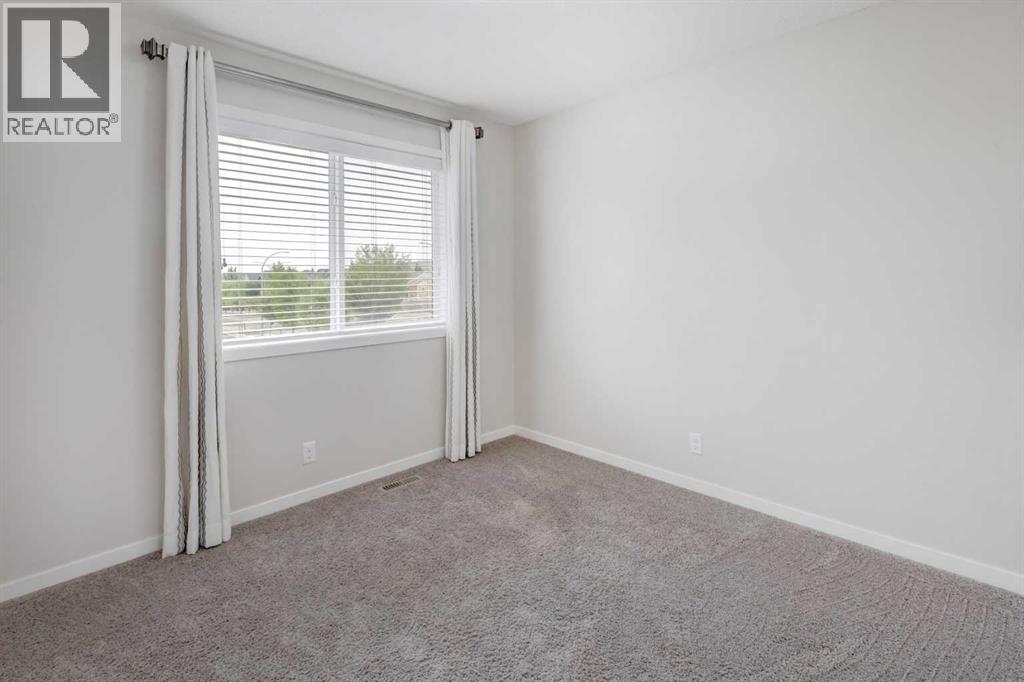16 Fireside Place, Cochrane