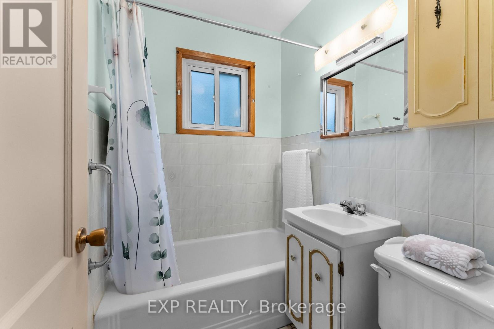 3945 ST PETER AVENUE - Image 13