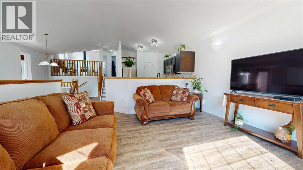 8926 64 Avenue - Image 4