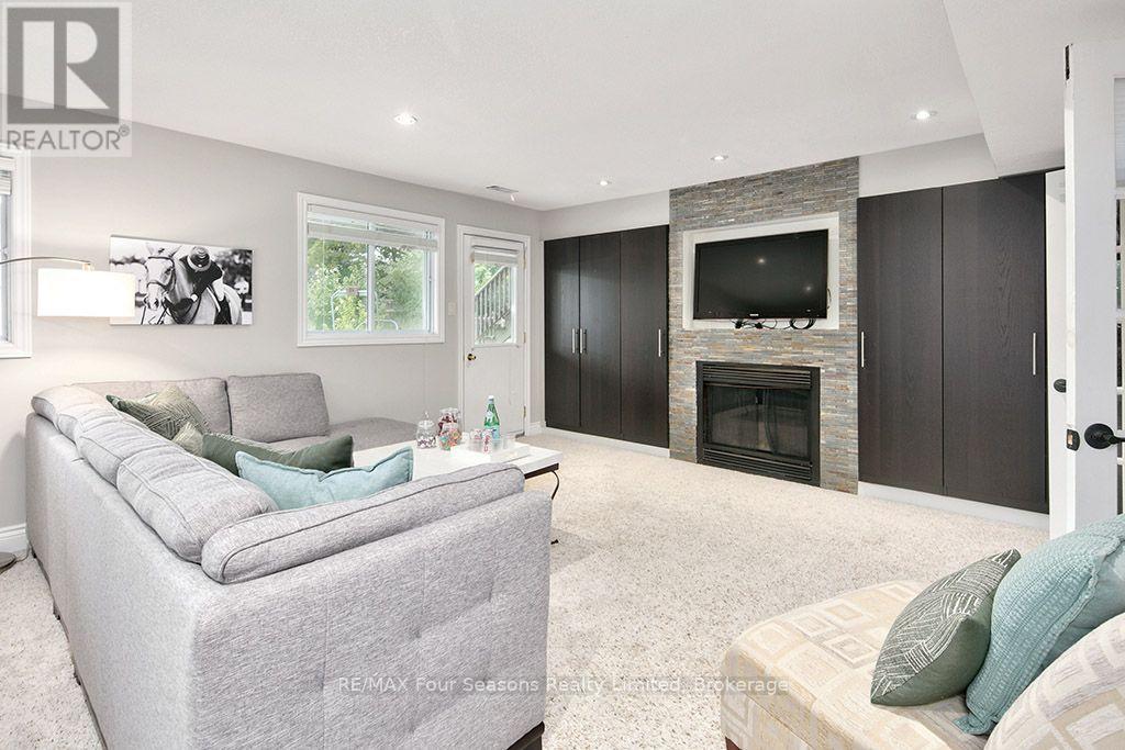 104 LAURIE'S COURT - Image 19