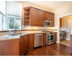 7758 169a Street, Surrey, BC V4N6L2 Photo 10