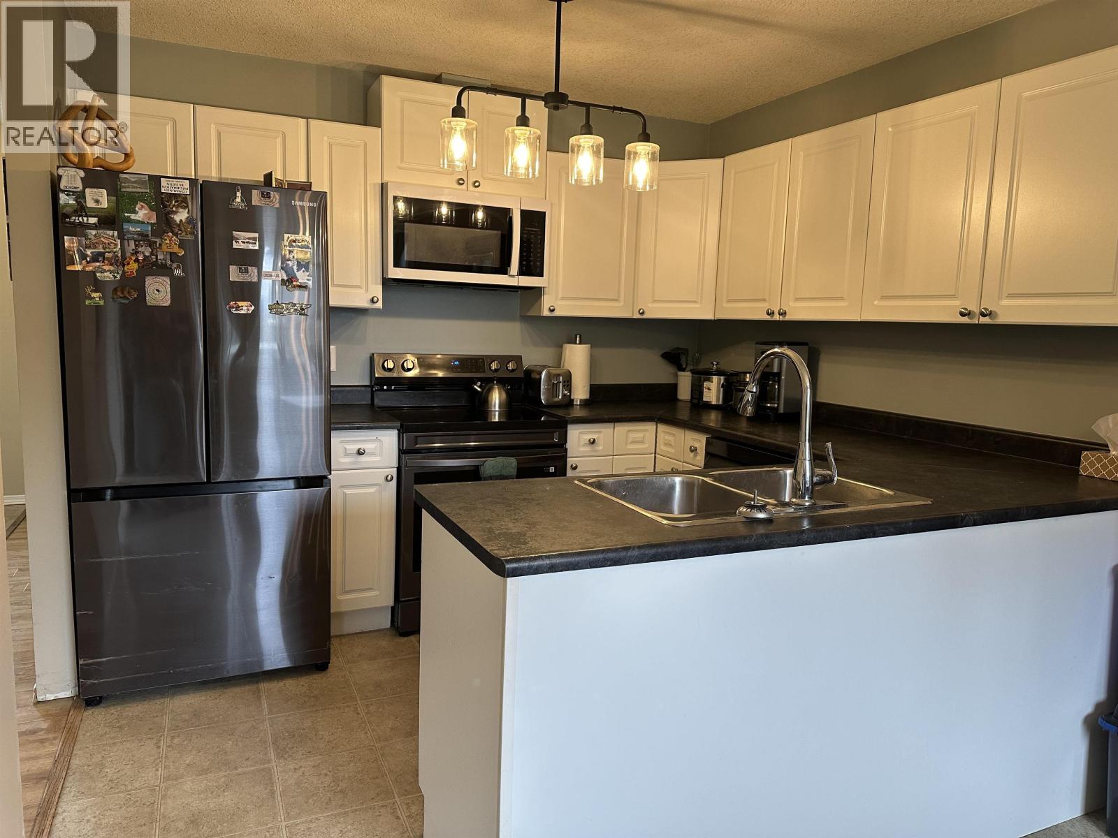 8728 81A STREET - Image 6