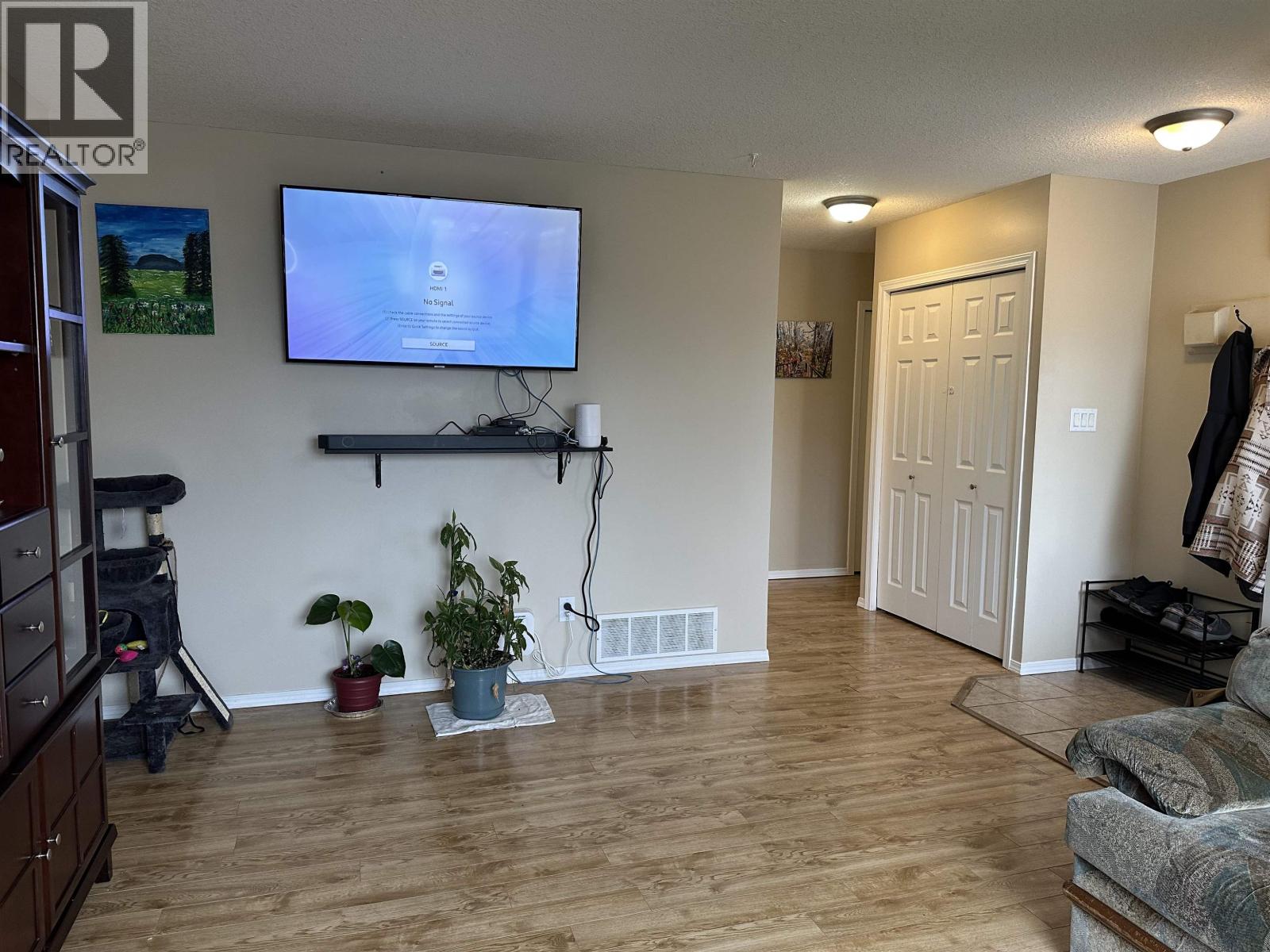 8728 81A STREET - Image 4