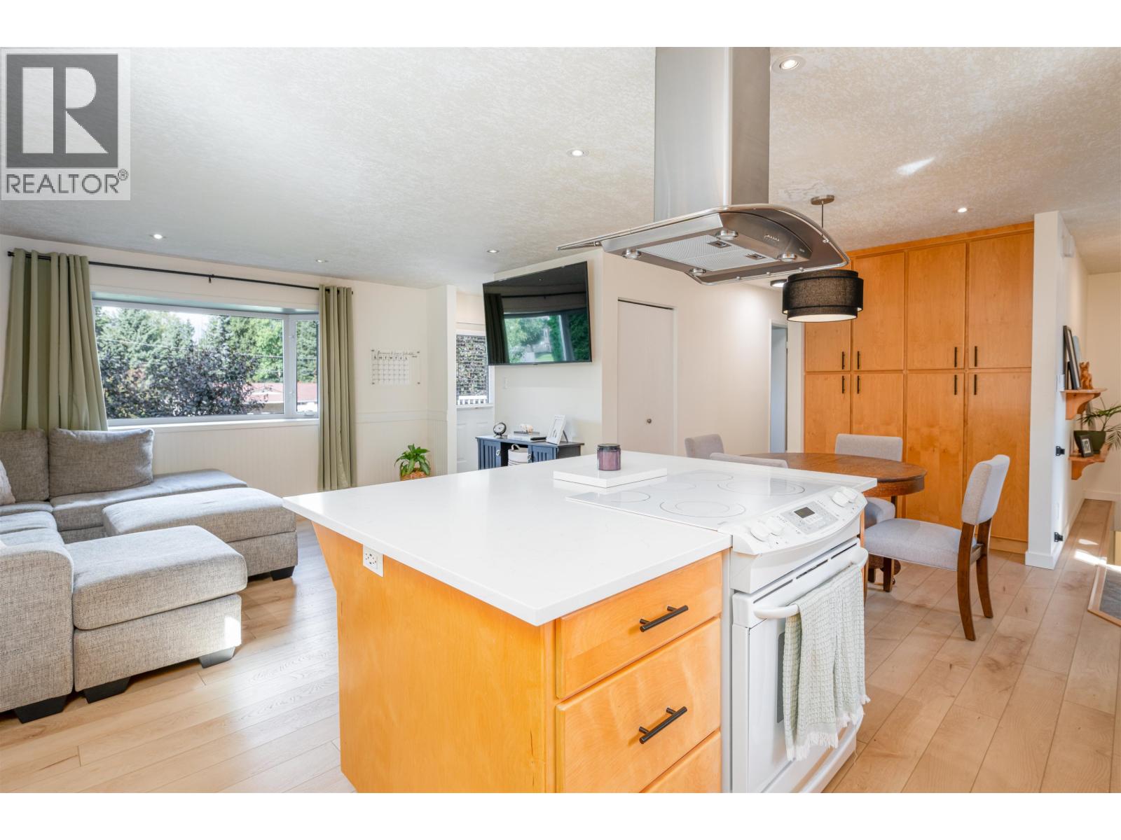 4739 CROCUS CRESCENT - 8