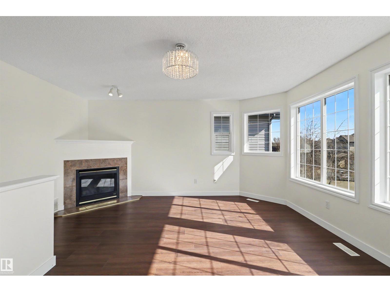 4712 201 St NW - 18