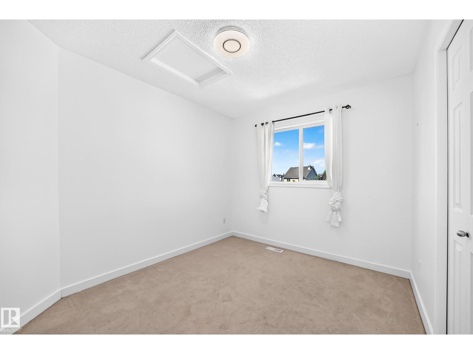 7824 14 AV SW - 21