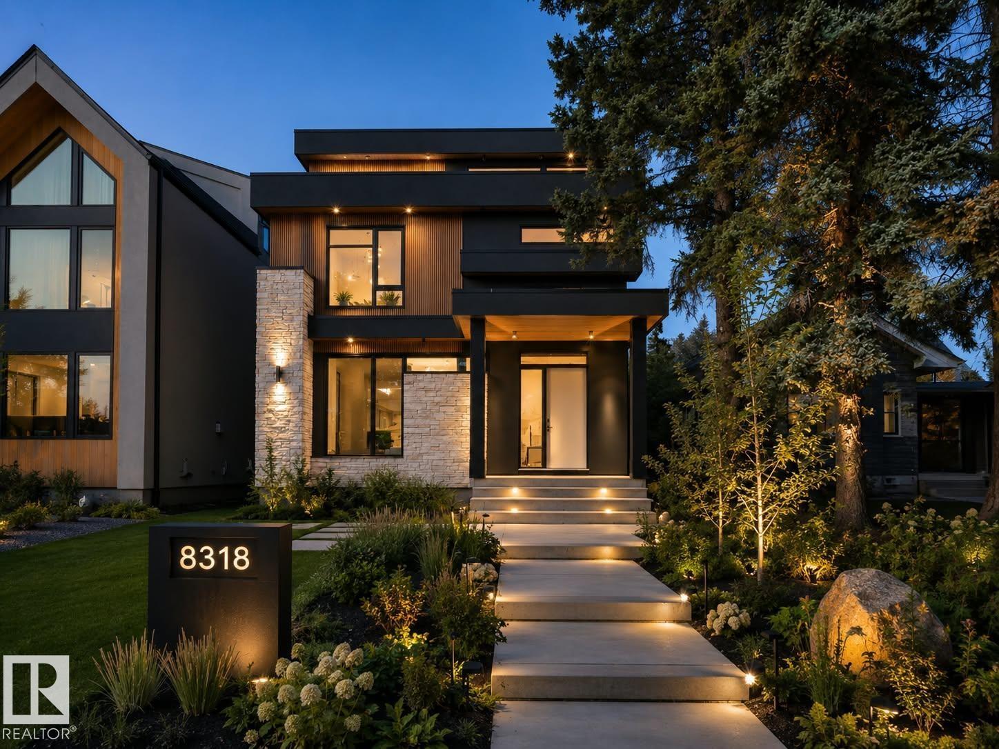 8318 120 ST NW - 1
